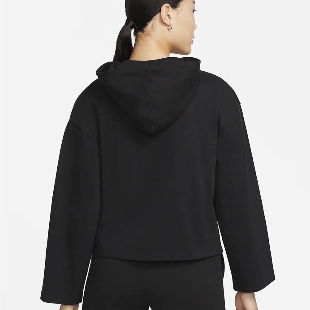 Nike Women's Black Full Zip Hoodie in Size Medium - Picture 2 of 8